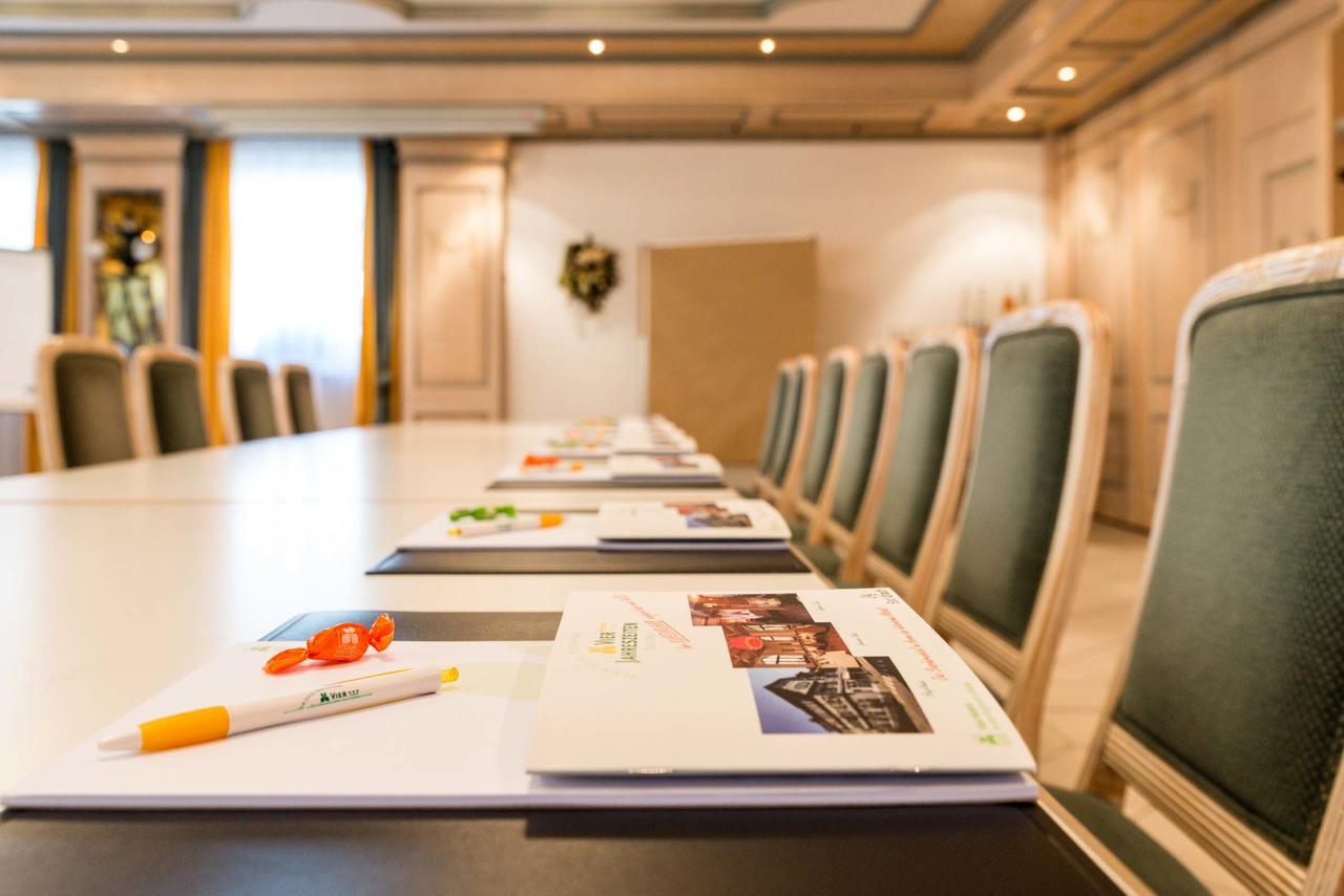 Flair Hotel Vier Jahreszeiten 바트우라하 외부 사진